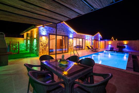 Villa Sungate - Premier Villa with Spectacular Views